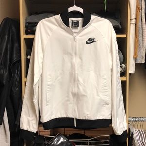 Nike White Sports Jacket